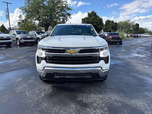 New 2026 Chevrolet Silverado 1500 LT w/ Z71 Off-Road Package AWD/4WD image 2