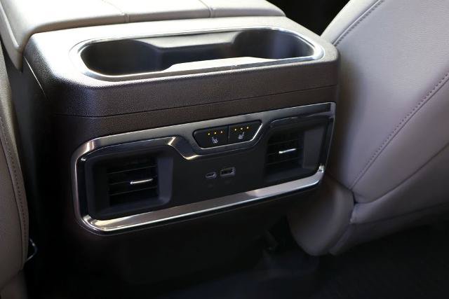 Used 2025 Chevrolet Silverado 1500 LTZ AWD/4WD image 17