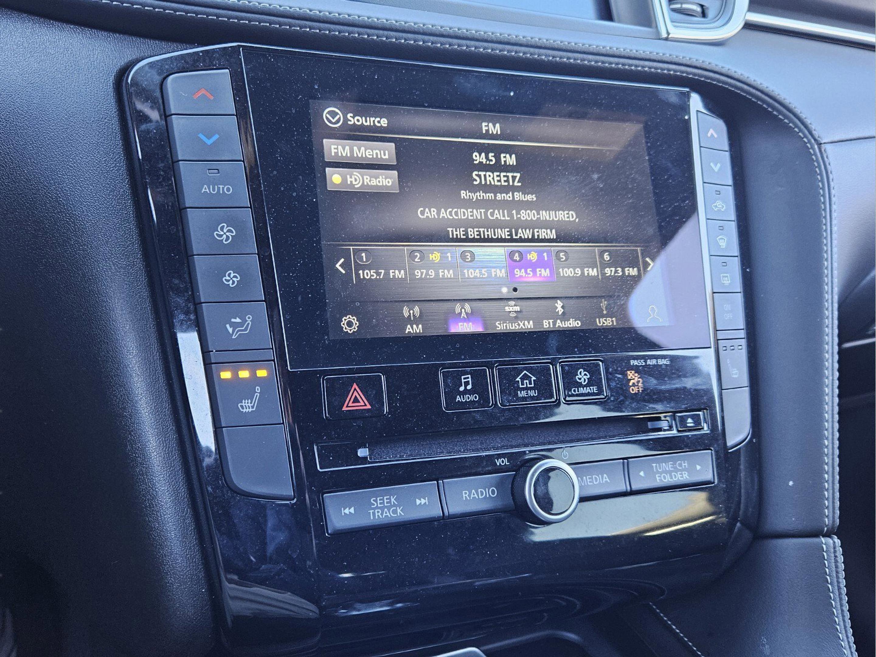 Used 2023 INFINITI QX55 Luxe w/ Cargo Package image 22