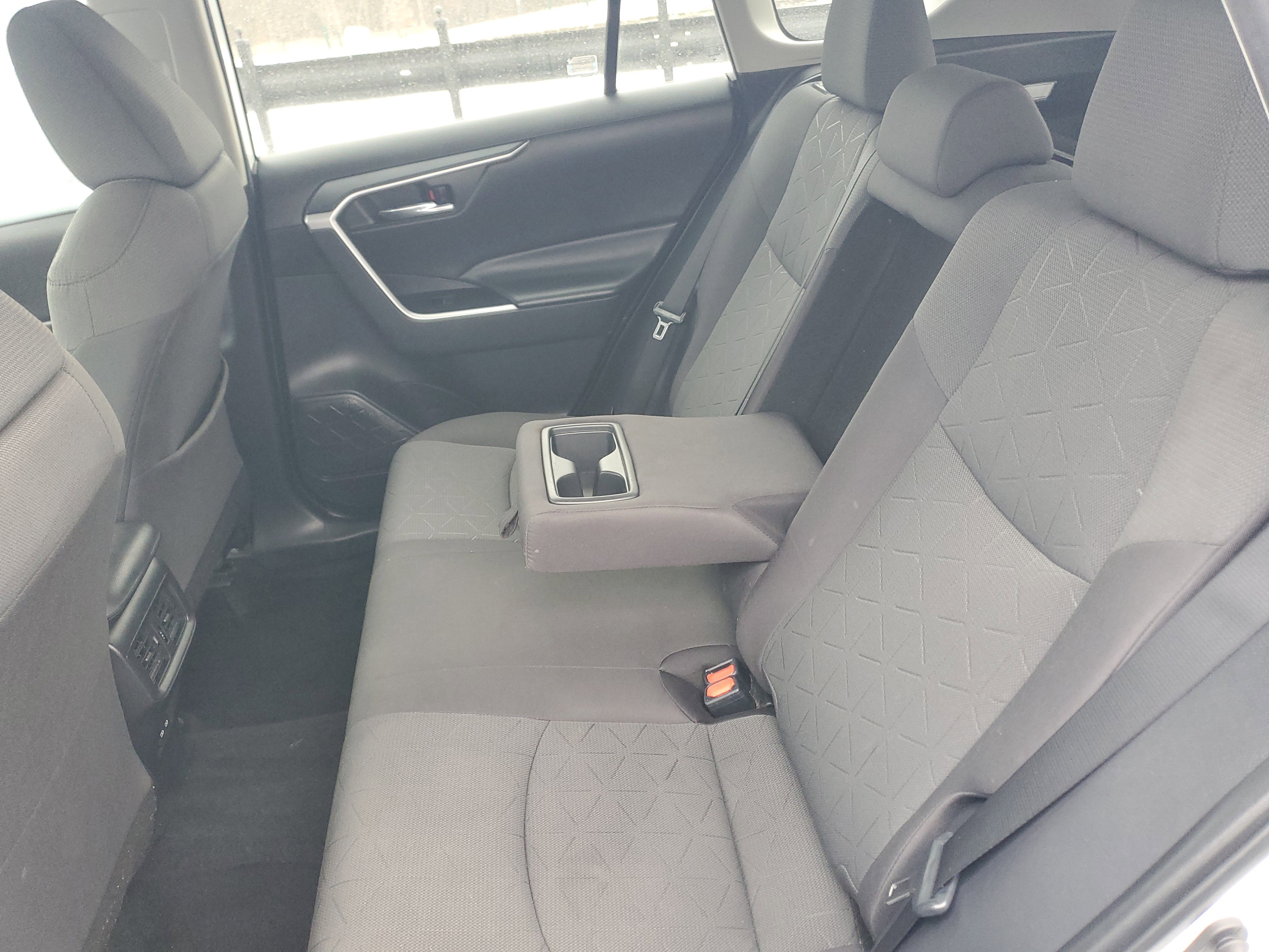 Certified 2022 Toyota RAV4 XLE image 11