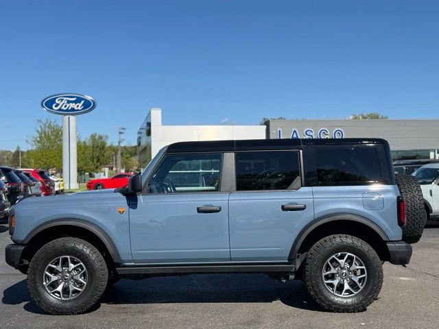 Used 2025 Ford Bronco Badlands AWD/4WD image 49