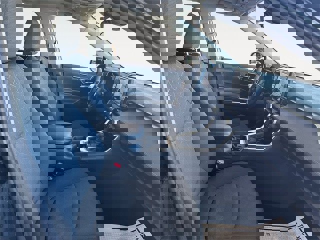 Used 2019 Toyota RAV4 XLE image 15