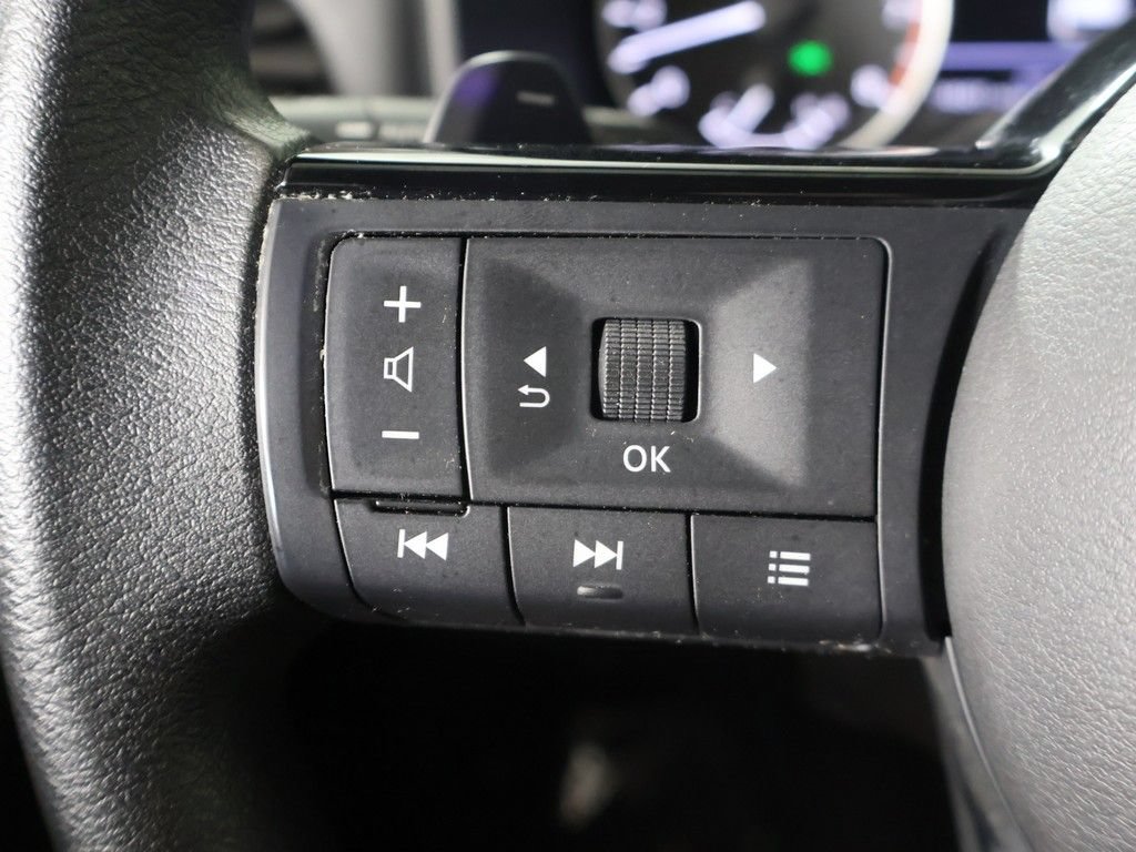 Used 2023 Nissan Rogue SV AWD/4WD image 37