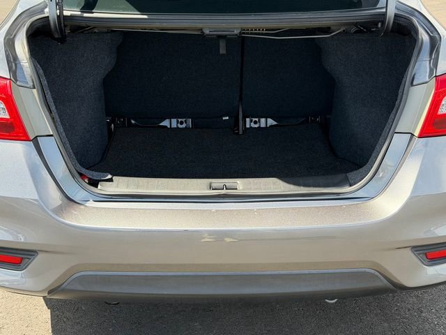 Used 2019 Nissan Sentra SL image 4