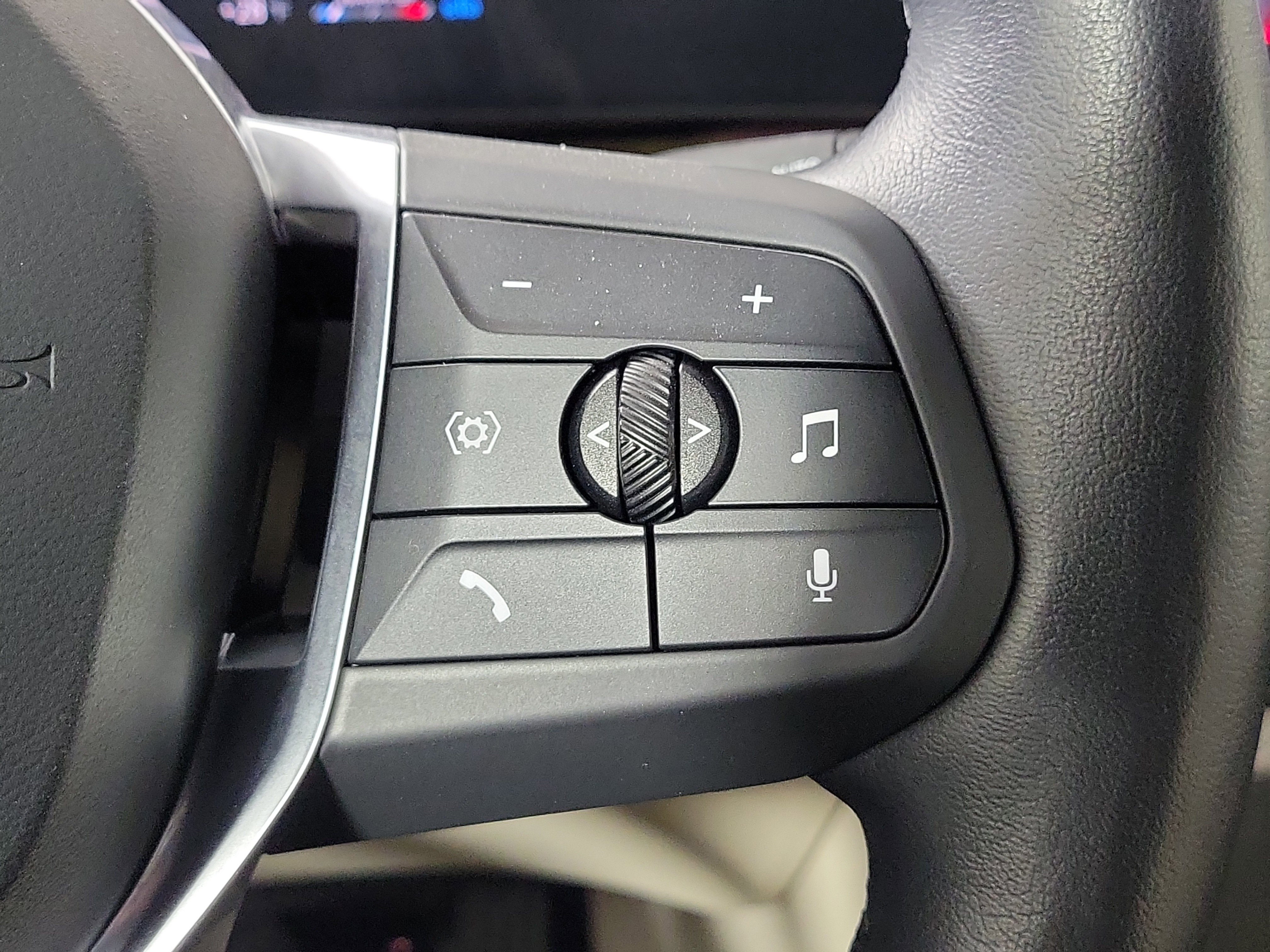 Certified 2023 BMW X1 xDrive28i image 14