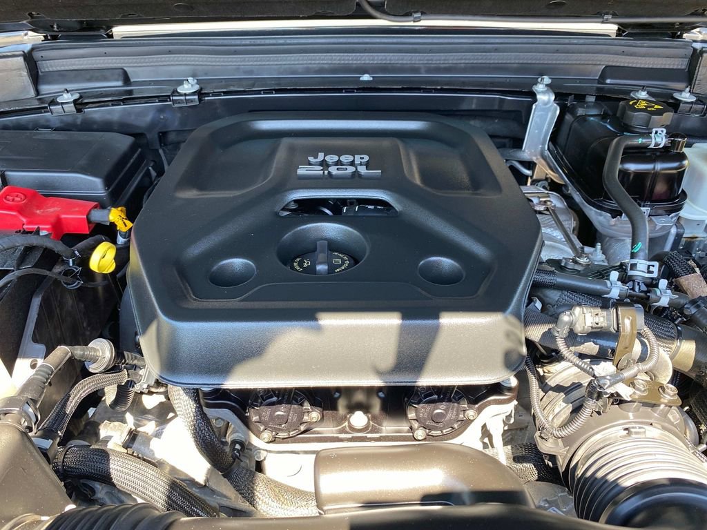 Used 2022 Jeep Wrangler Unlimited Sahara image 20