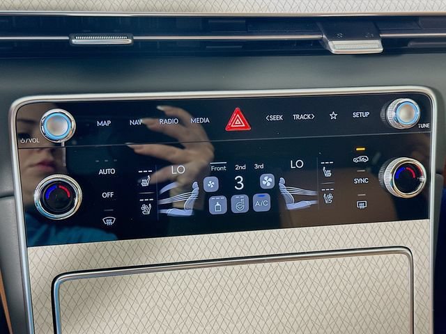 New 2026 Genesis GV80 3.5T Prestige AWD/4WD image 12