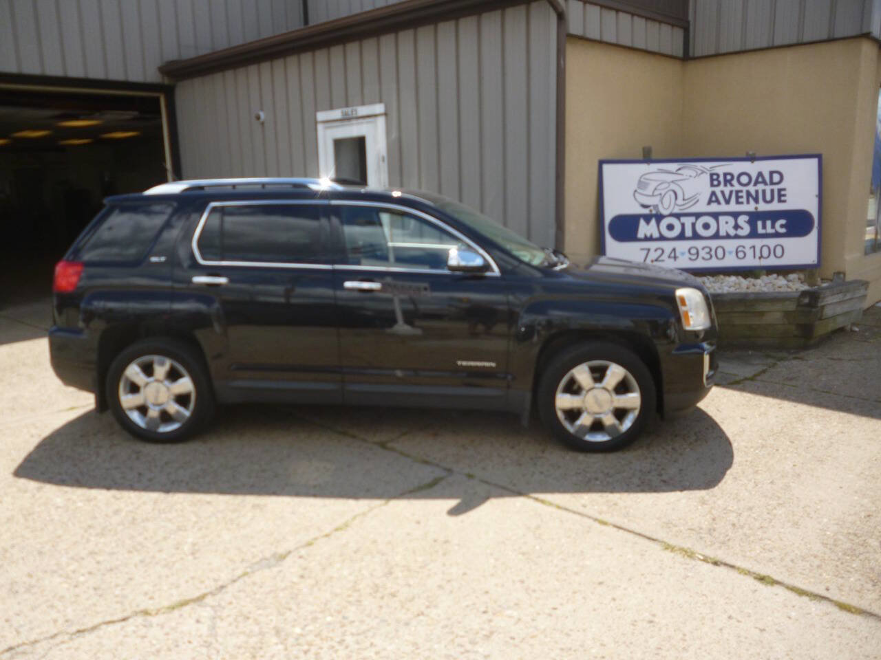 Used 2016 GMC Terrain SLT w/ Open Road Package image 1