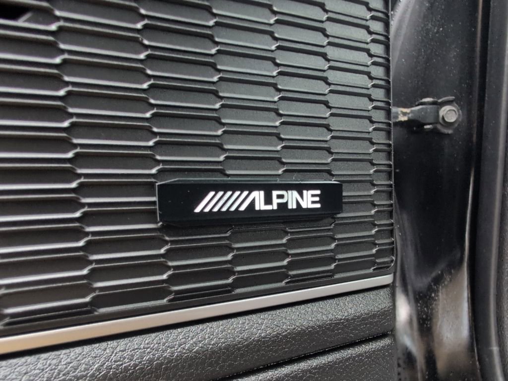 Used 2023 Jeep Grand Cherokee Limited w/ Luxury Tech Group II image 26