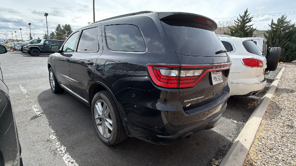 Used 2024 Dodge Durango GT AWD/4WD image 3