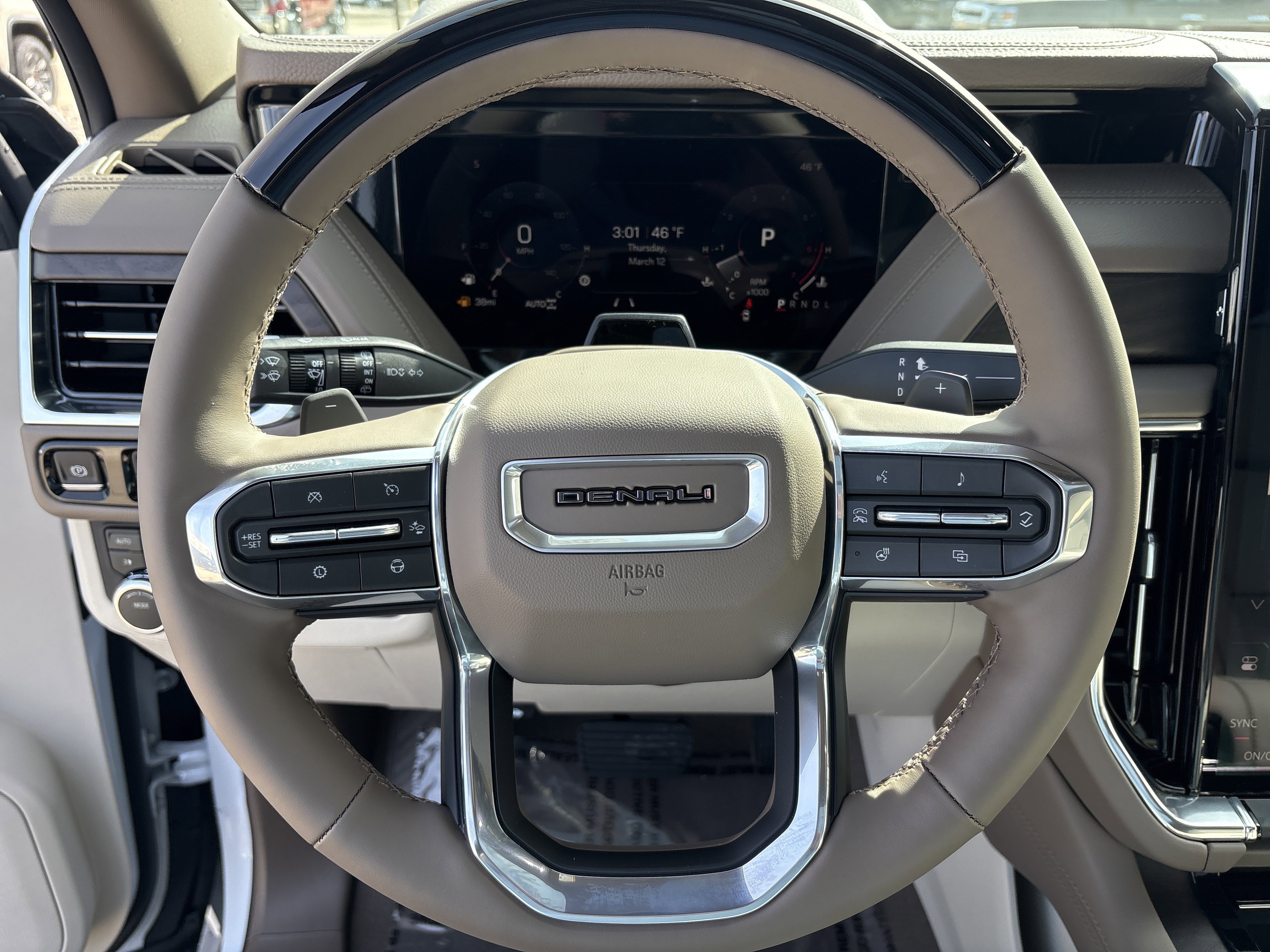 New 2026 GMC Yukon XL Denali w/ Denali Reserve Package image 20