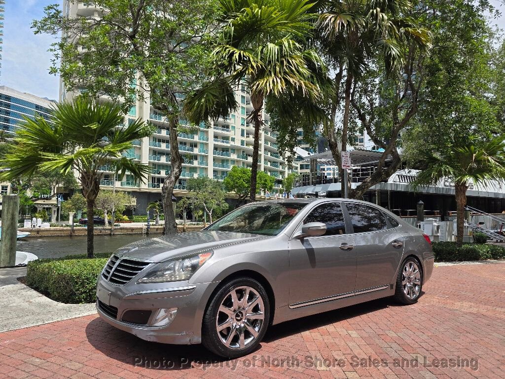 Used 2013 Hyundai Equus Signature RWD image 3