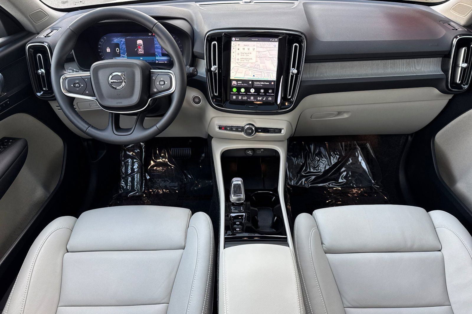 Certified 2026 Volvo XC40 B5 Plus w/ Protection Package Premier AWD/4WD image 14