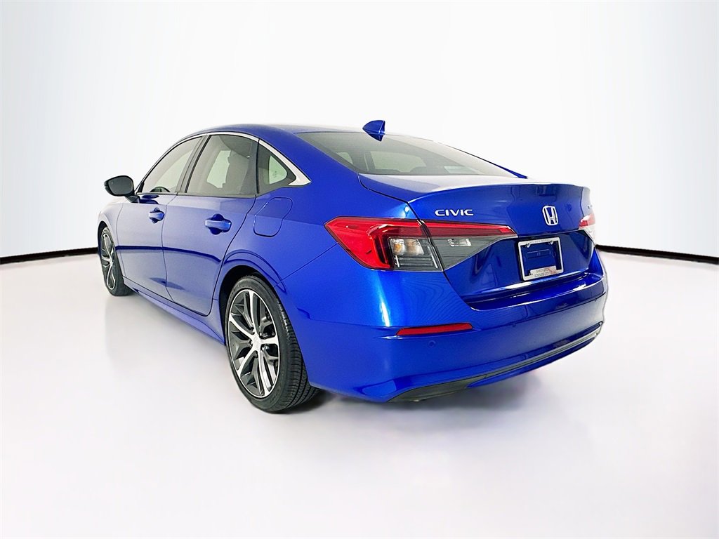 Used 2023 Honda Civic Touring image 7