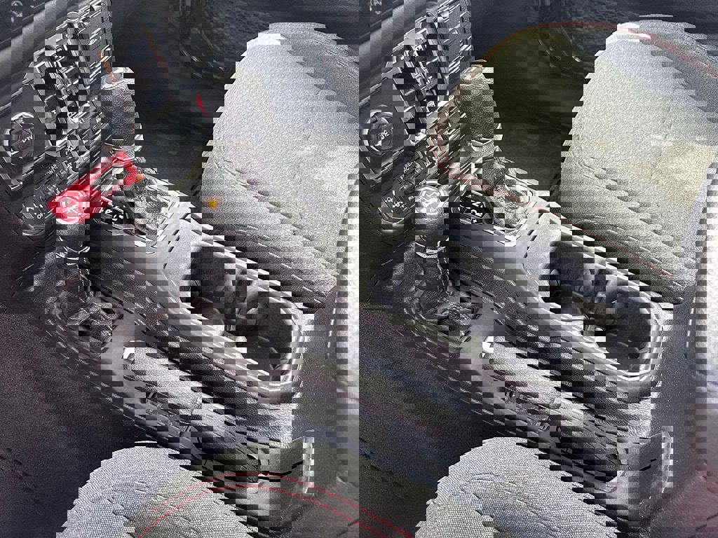 Used 2025 Jeep Wrangler Unlimited Rubicon image 15