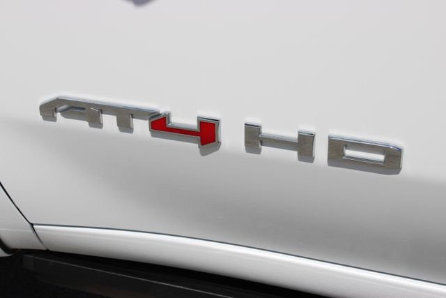 Used 2025 GMC Sierra 2500 AT4 w/ AT4 Premium Plus Package AWD/4WD image 19