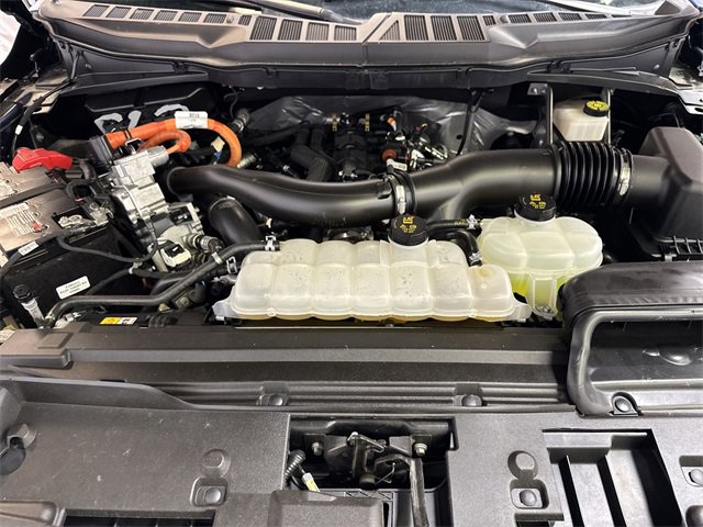 Used 2024 Ford F150 XLT w/ Mobile Office Package image 27