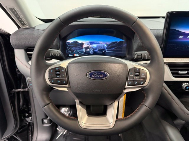 New 2026 Ford Explorer Active RWD image 13