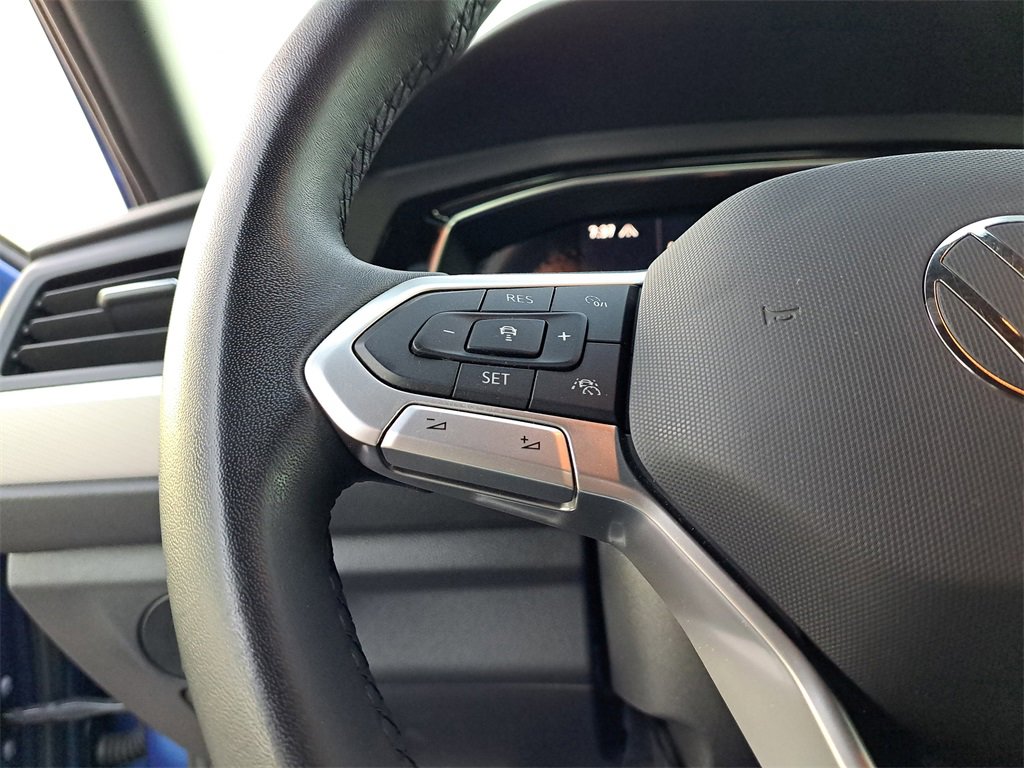 Used 2023 Volkswagen Jetta Sport image 18