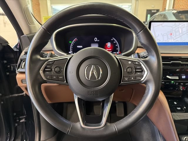 Used 2024 Acura MDX SH-AWD w/ Technology Package image 16