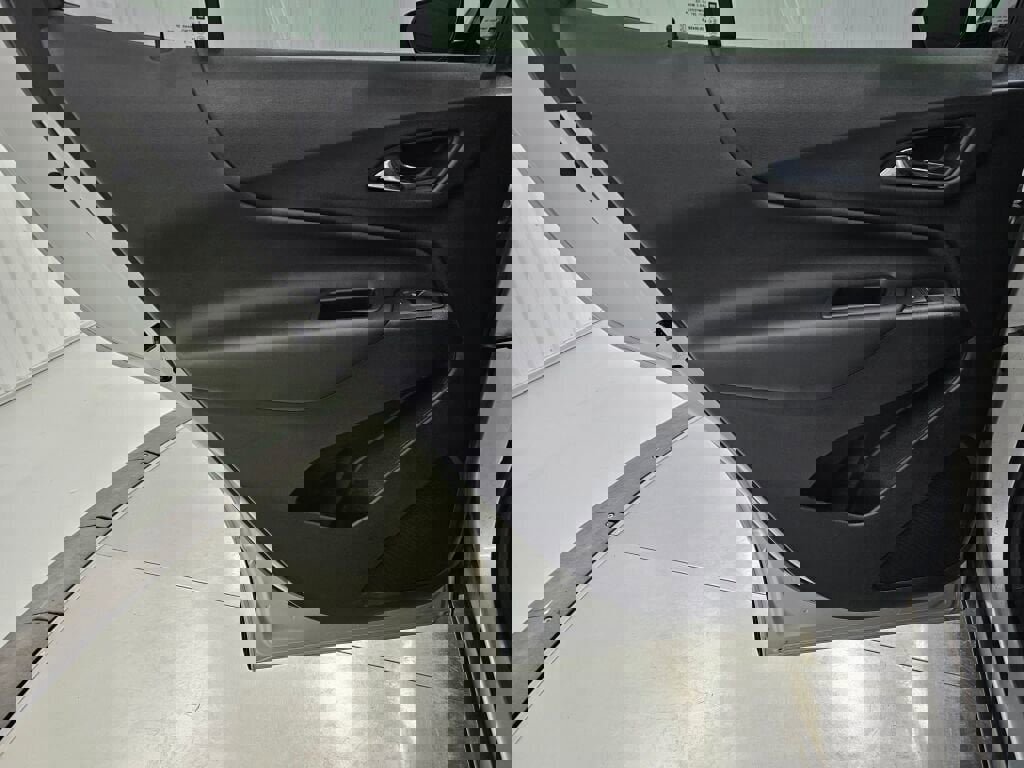 Used 2022 Chevrolet Equinox LT image 38