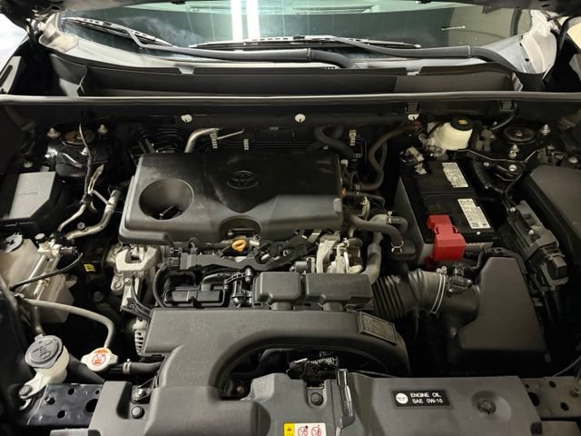 Used 2021 Toyota RAV4 XLE w/ Convenience Package AWD/4WD image 45