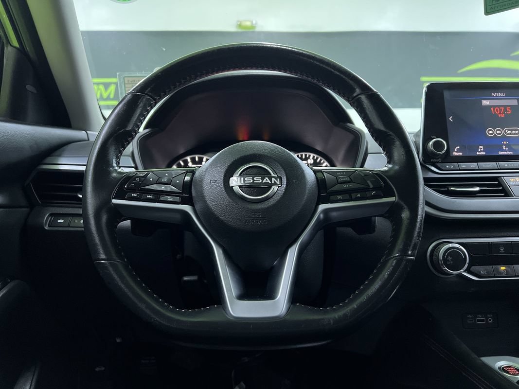 Used 2024 Nissan Altima 2.5 SR FWD image 20