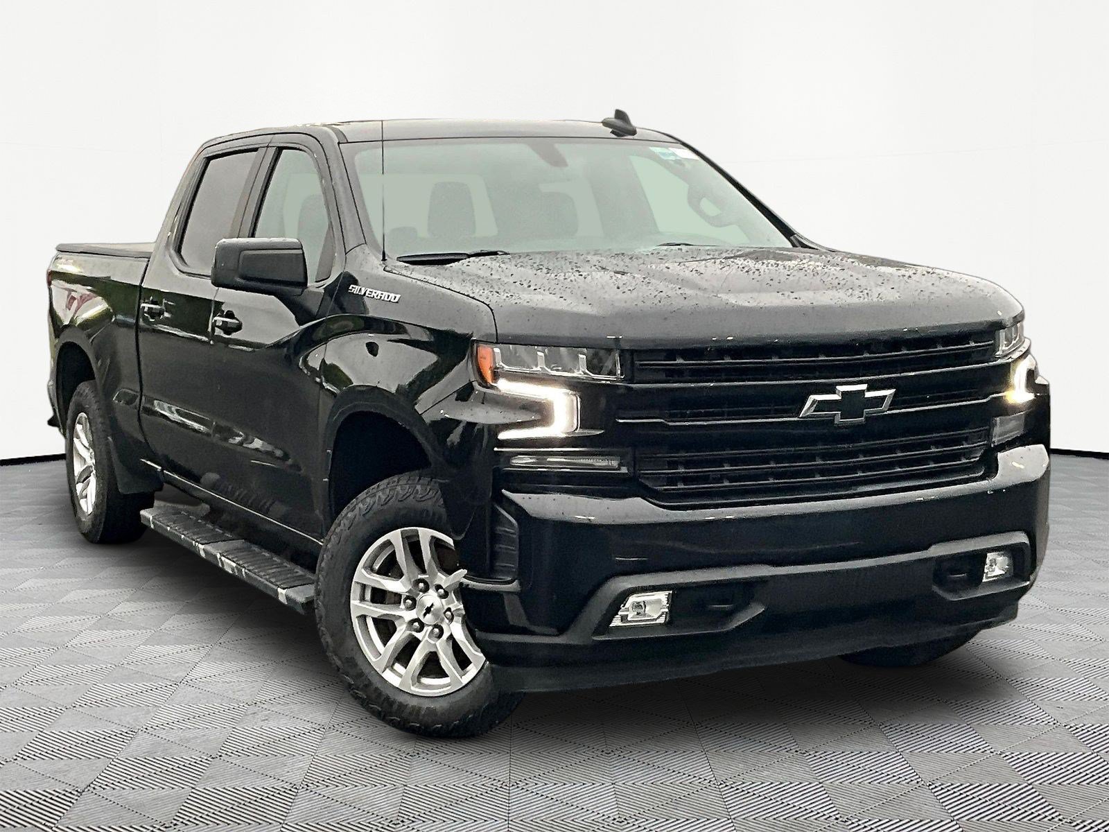 Used 2021 Chevrolet Silverado 1500 RST AWD/4WD image 3