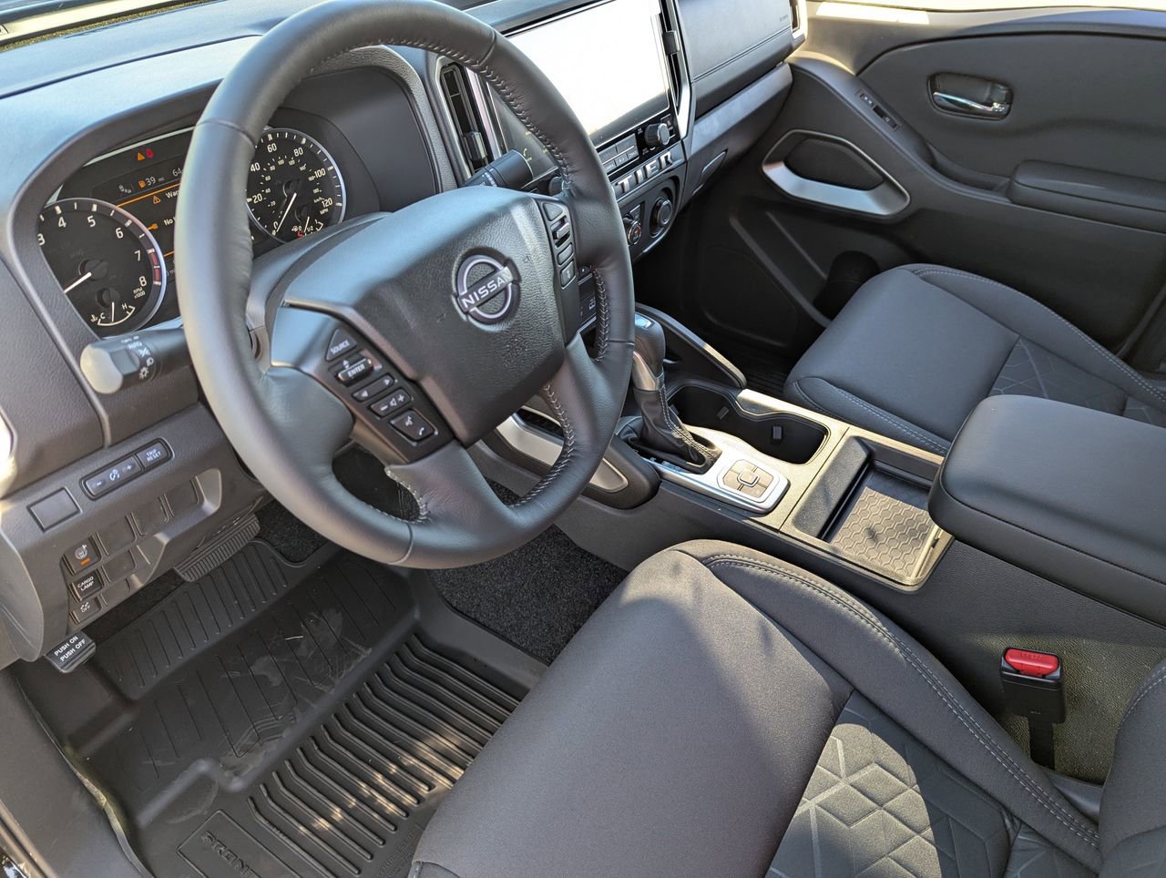 New 2026 Nissan Frontier SV w/ All-Weather Content Package image 10