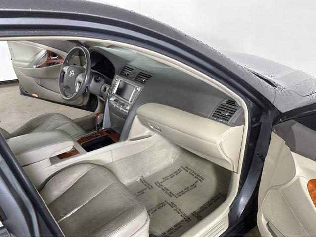Used 2010 Toyota Camry XLE image 39