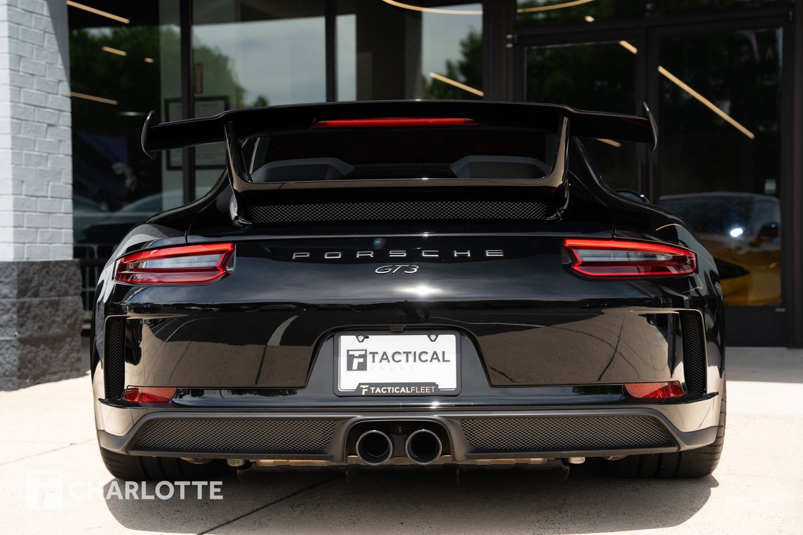 Used 2018 Porsche 911 GT3 RWD image 13