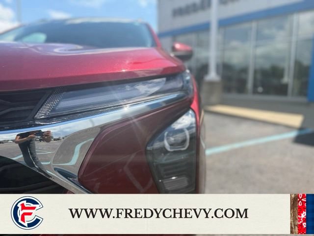 Used 2025 Chevrolet Trax LT w/ Driver Confidence Package FWD image 27