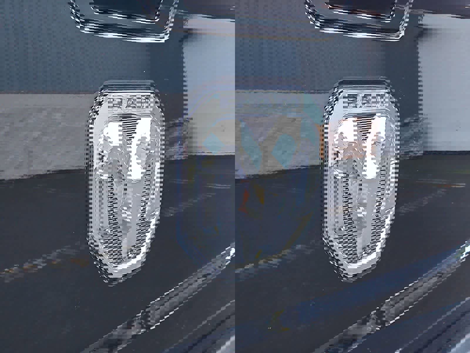 Used 2020 RAM 3500 Laramie image 11