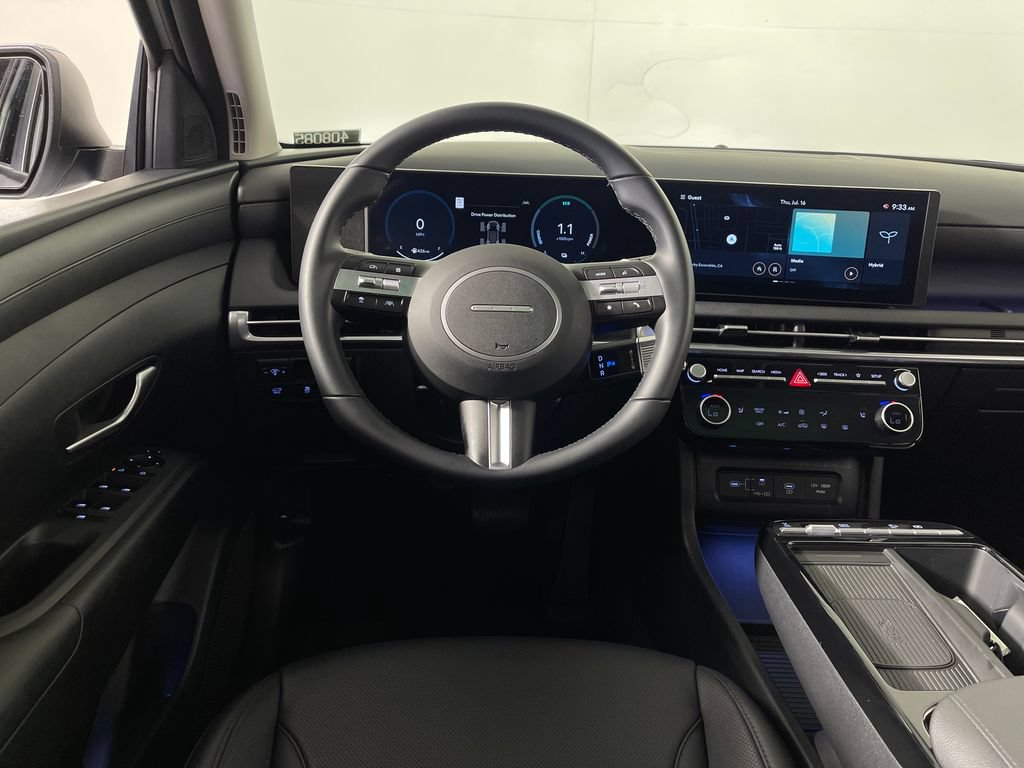 Certified 2025 Hyundai Tucson SEL AWD/4WD image 15