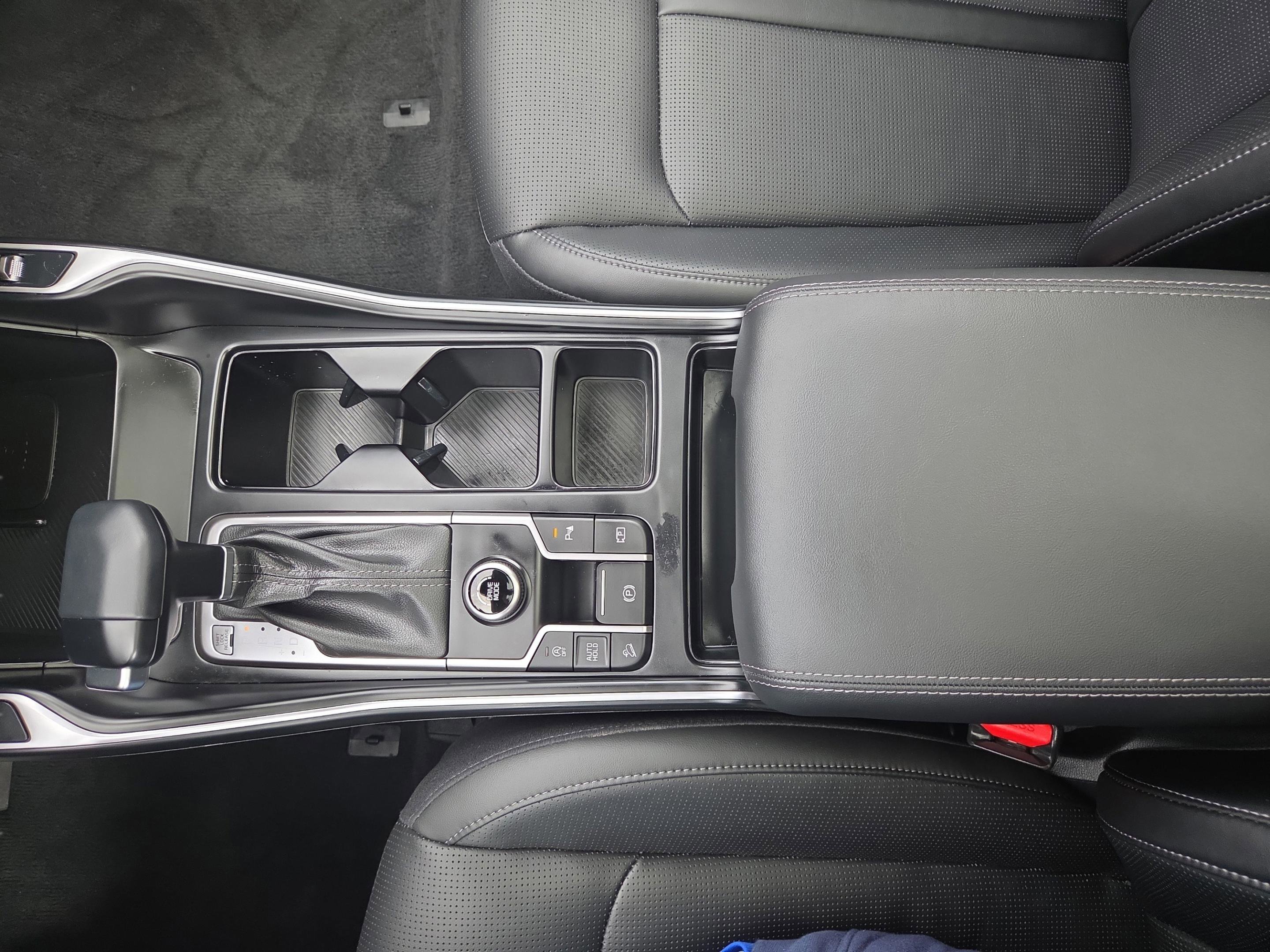 Used 2025 Kia Sorento S w/ Panoramic Sunroof Package FWD image 22