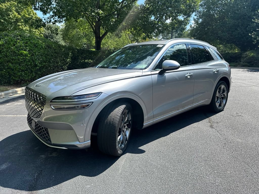 Used 2023 Genesis Electrified GV70 w/ Prestige Package AWD/4WD image 2