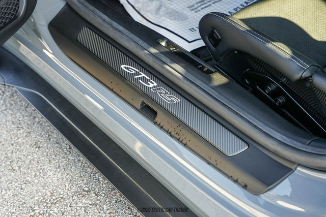 Used 2025 Porsche 911 GT3 RS image 53