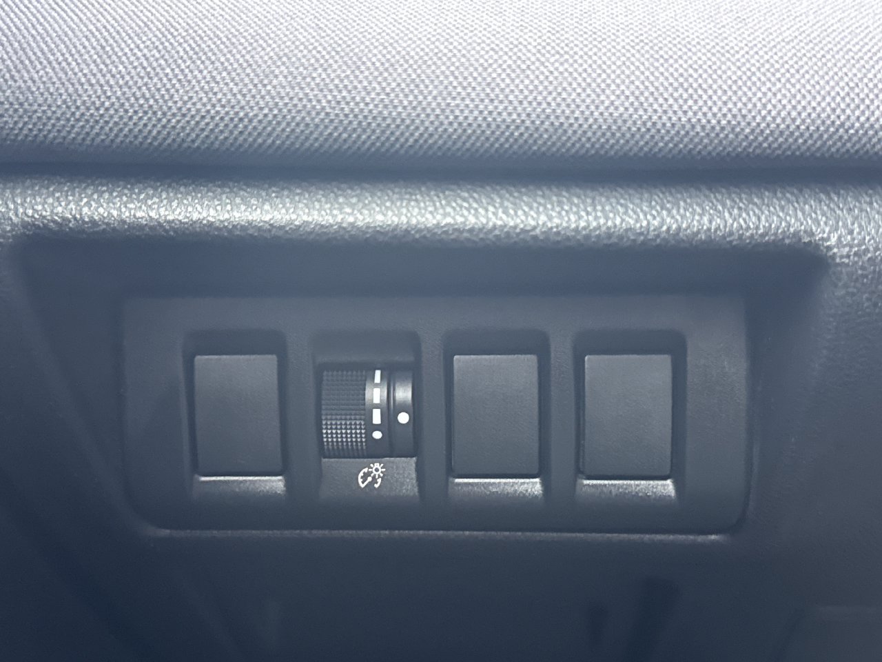 Used 2024 Subaru Outback Premium AWD/4WD image 28
