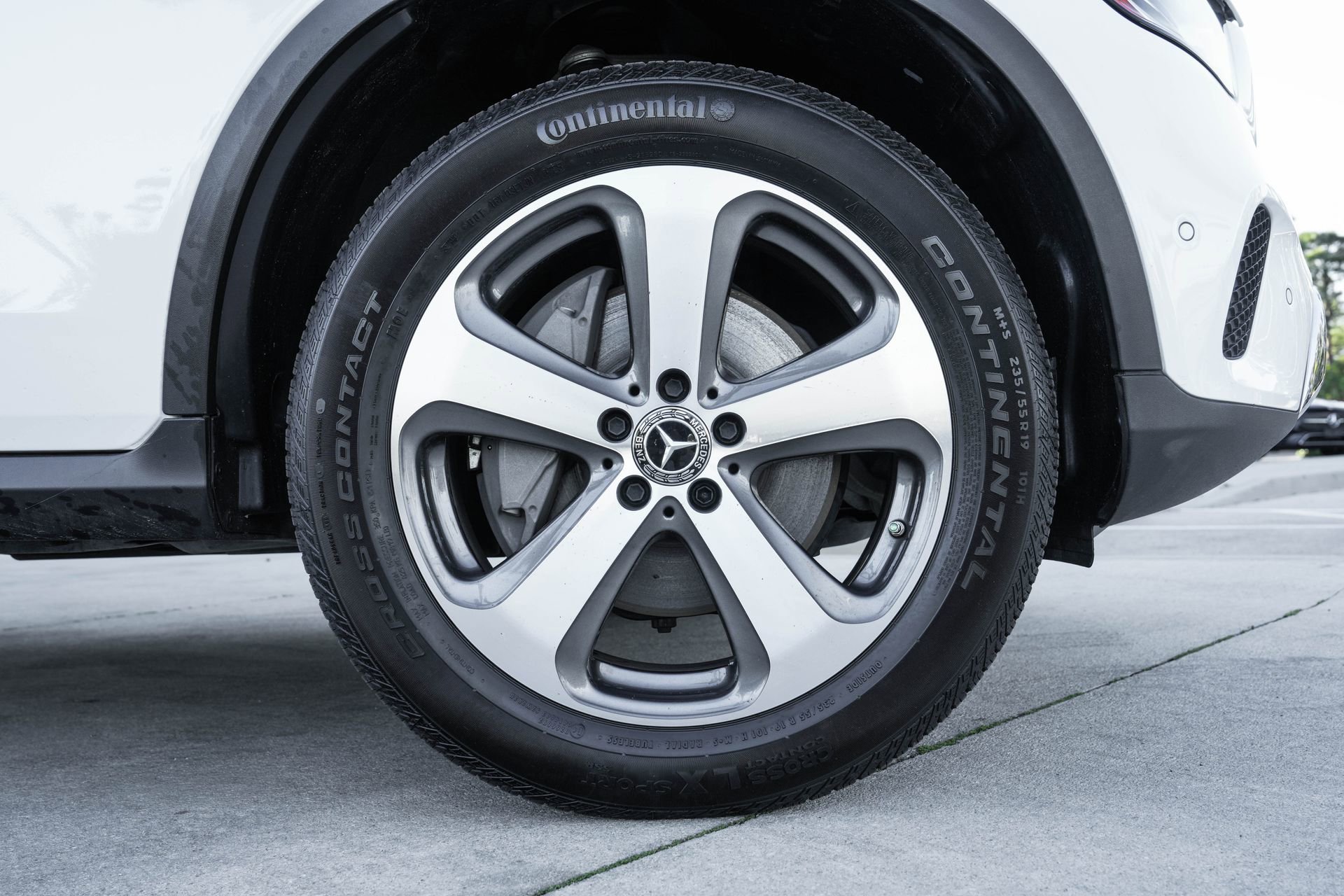 Used 2023 Mercedes-Benz GLC 300 4MATIC Coupe image 28