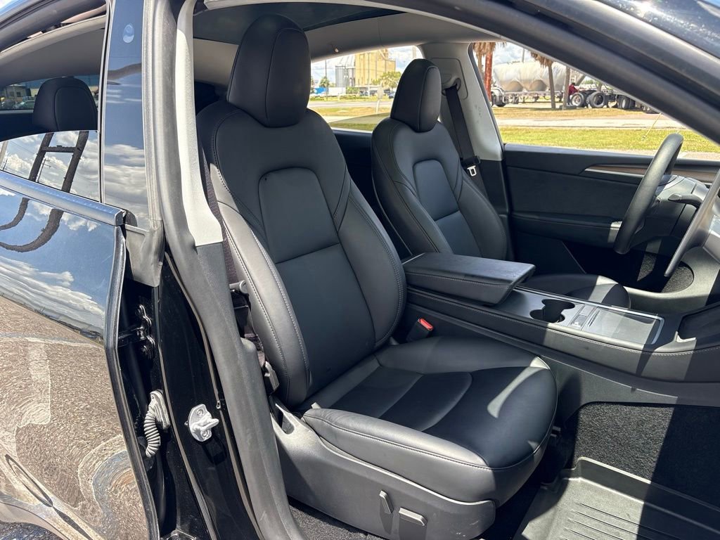 Used 2023 Tesla Model Y Long Range AWD/4WD image 18