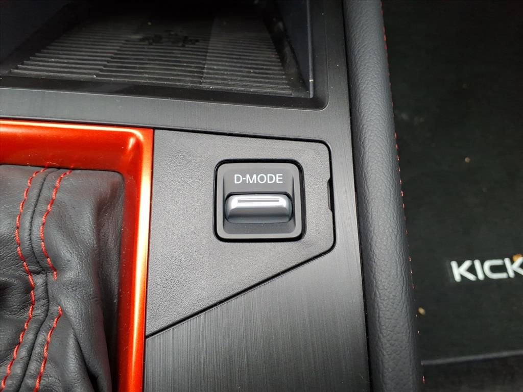 New 2026 Nissan Kicks SR w/ SR Premium Package image 28