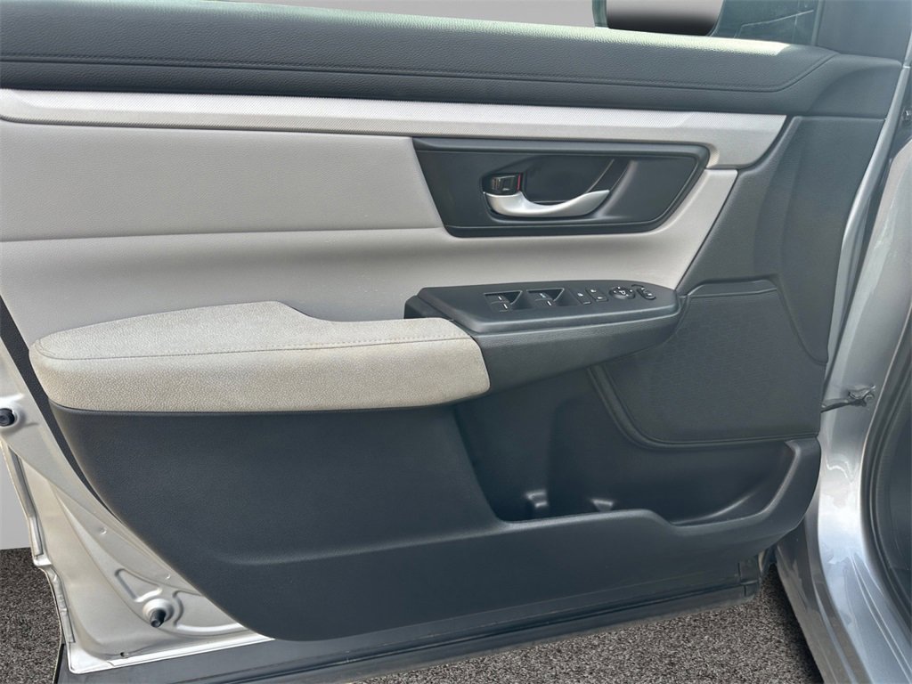 Used 2019 Honda CR-V LX image 16