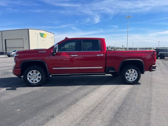 Used 2025 Chevrolet Silverado 2500 High Country w/ Technology Package image 8