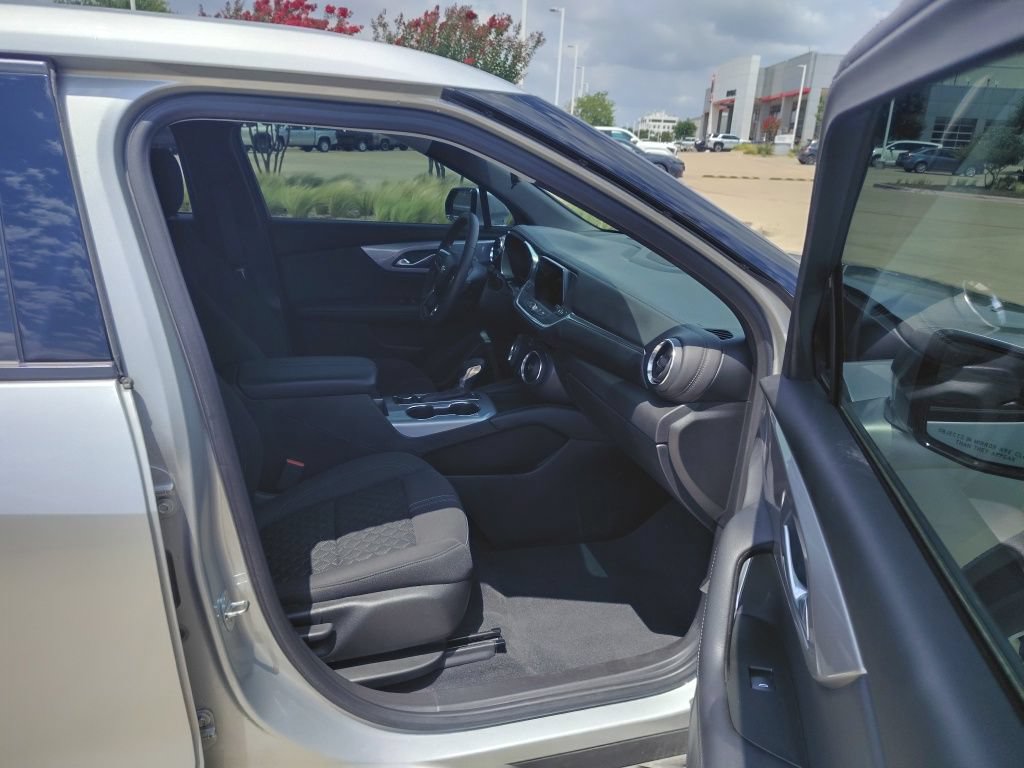 Used 2022 Chevrolet Blazer LT AWD/4WD image 16