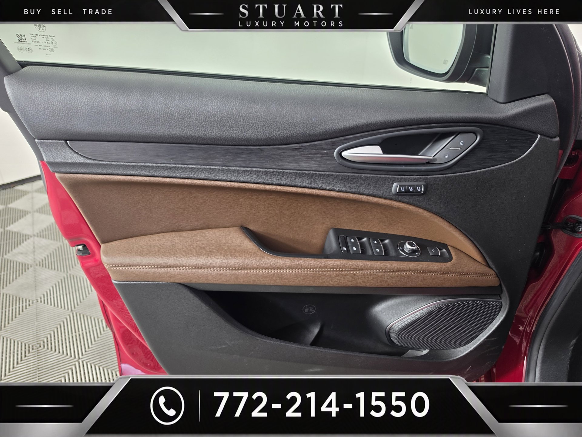 Used 2020 Alfa Romeo Stelvio Sport w/ Quick Order Package 22K Sport RWD image 5