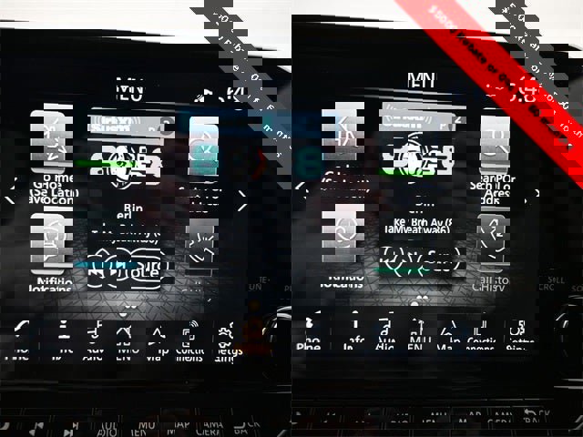 New 2025 Nissan Pathfinder SL image 13