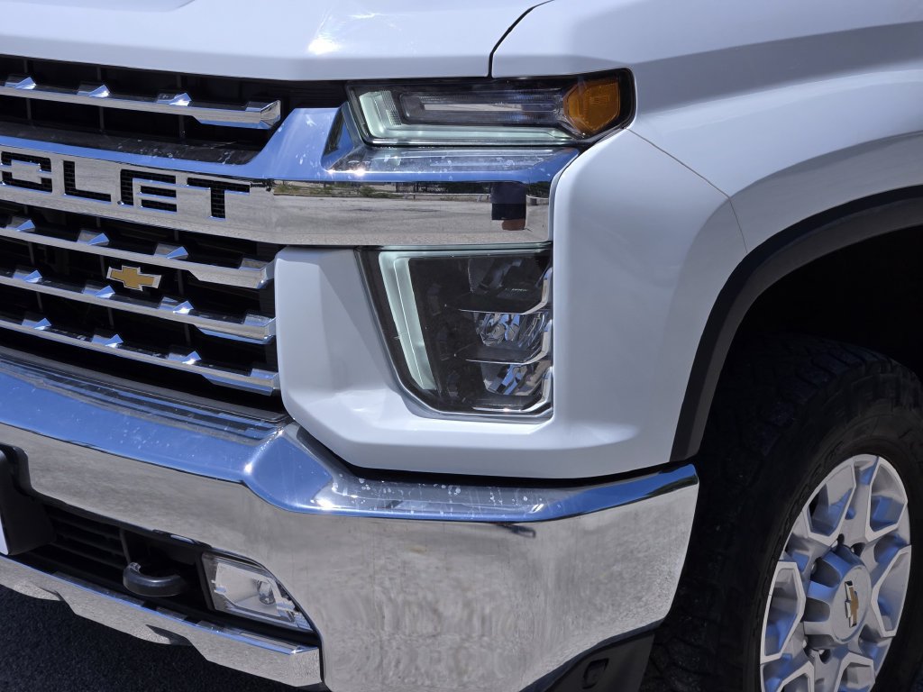 Used 2021 Chevrolet Silverado 2500 LTZ AWD/4WD image 9