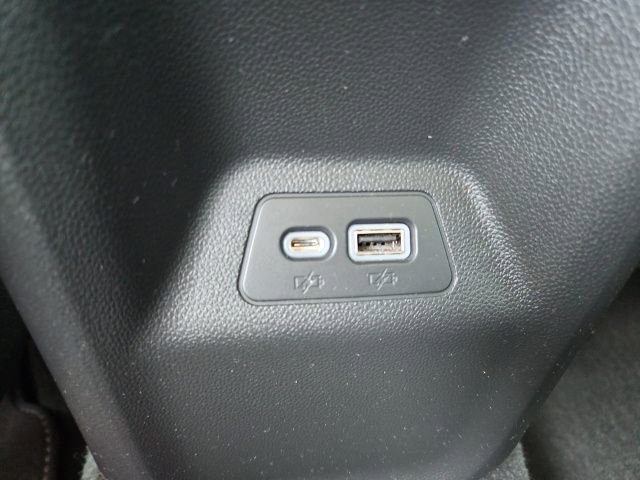 Used 2023 Buick Envision Preferred image 16