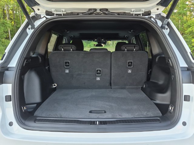 New 2026 Jeep Grand Cherokee Laredo X RWD image 23