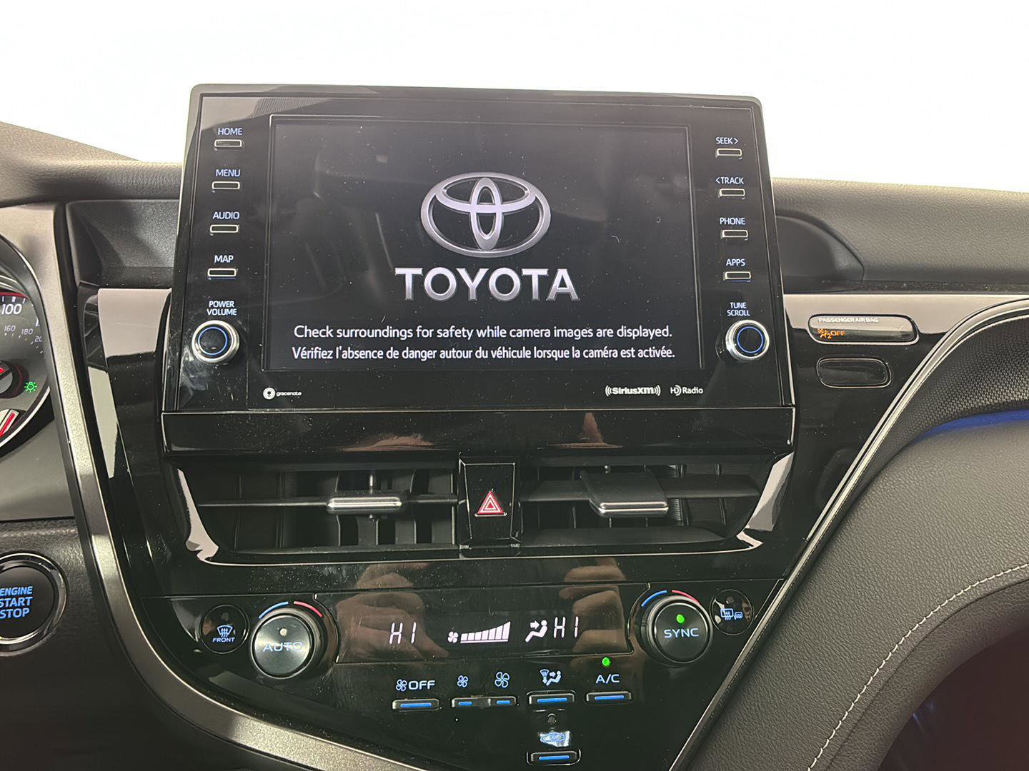 Used 2022 Toyota Camry XSE FWD image 31